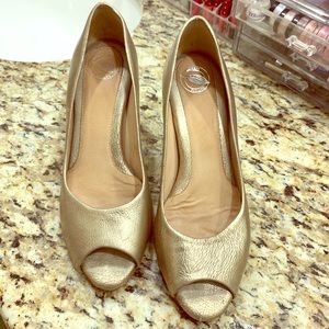 Gold Peep Toe Pumps Size 8 1/2